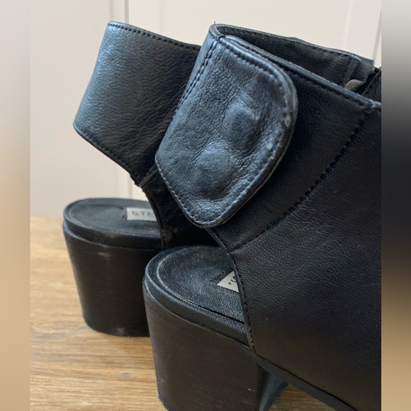 Steve Madden Shalow Mule Sandal - Vlack - Size 10 - Picture 7 of 7